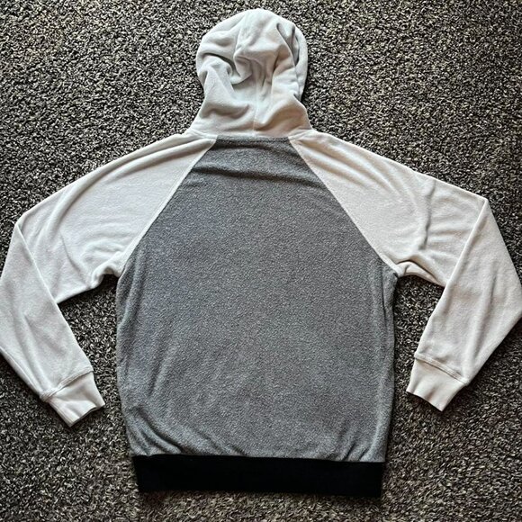 UGG Hoodie Womens Small Gray & White Cotton Fuzzy Winter Pullover - Picture 5 of 8